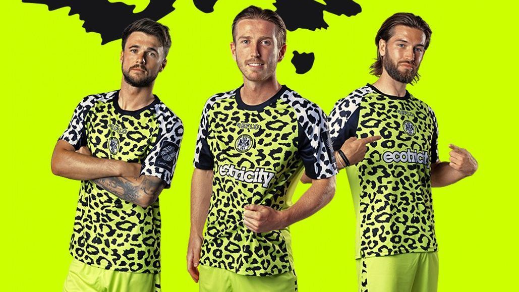 森林绿流浪者主场球衣(Reflo)