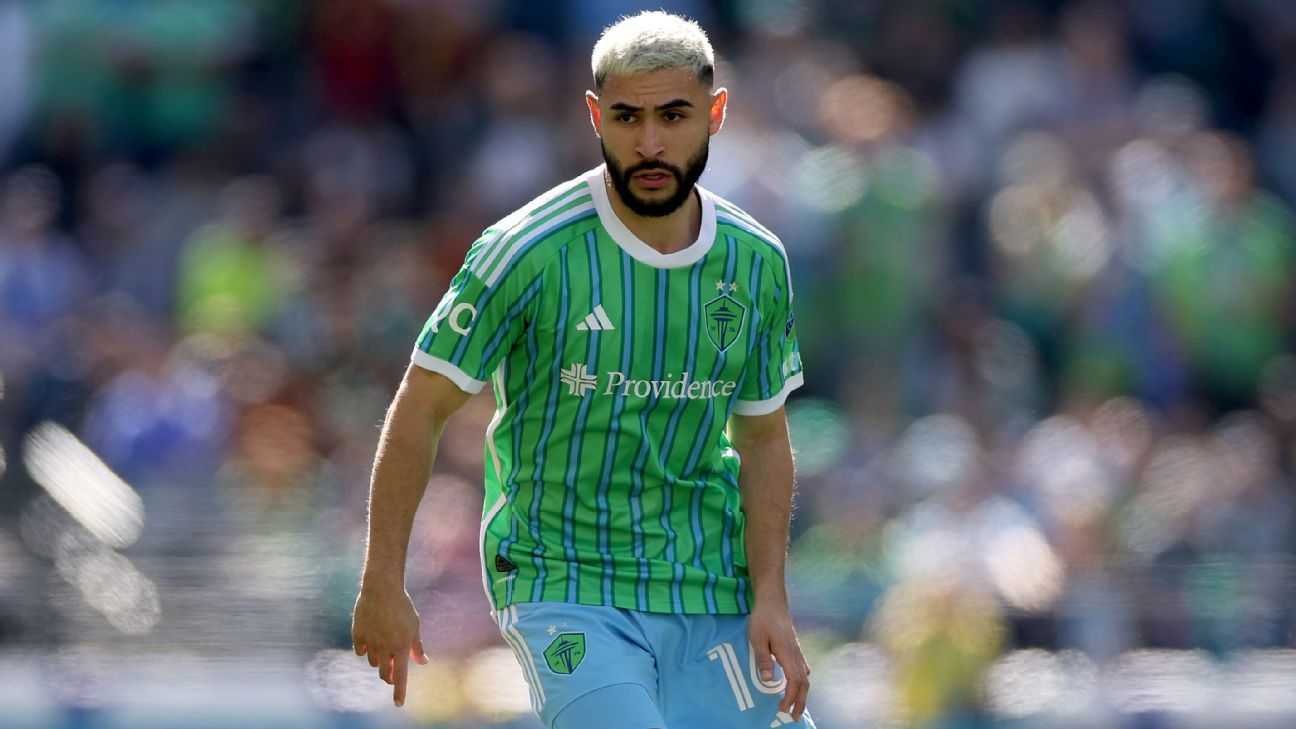 Seattle Sounders home kit